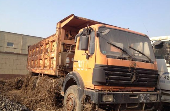 重庆安庆报废车回收,车辆报废回收公司